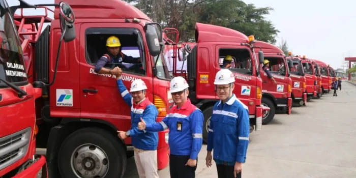 13Si1_Pertamina_truck_monitoring